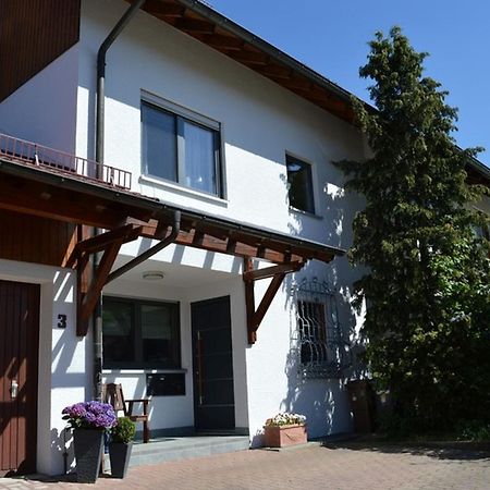 Fewo-Alb-Traum Erkenbrechtsweiler Exteriér fotografie